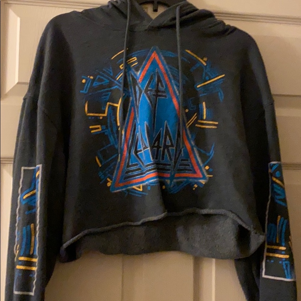 Cropped Def Leppard Hoodie